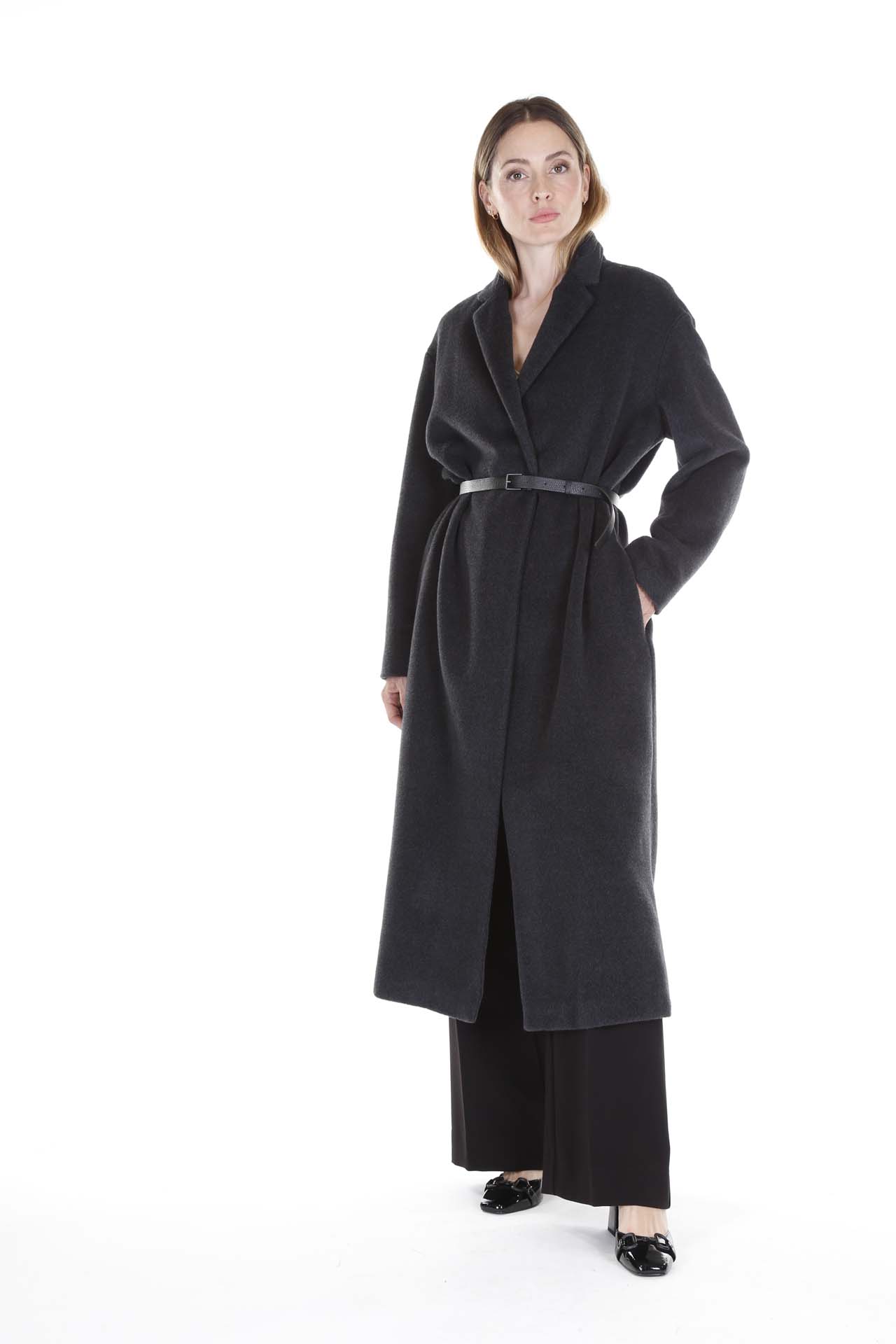 Fabiana Filippi, Cappotto